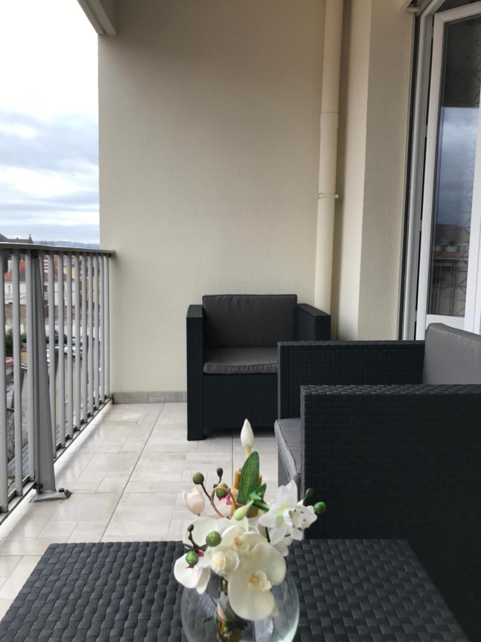 Roanne-Centre Appartement Dış mekan fotoğraf